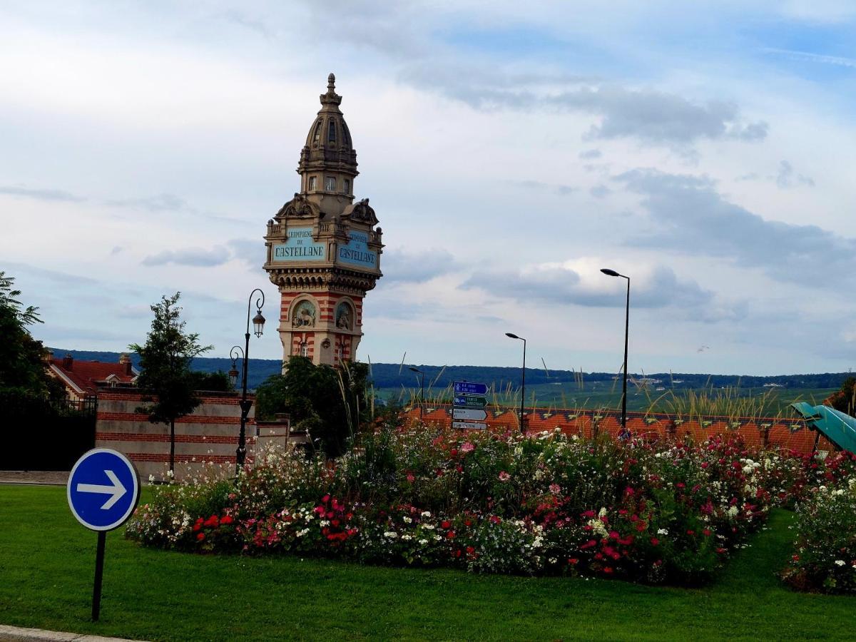 Epernay Capital De Champagne Apartment Luaran gambar